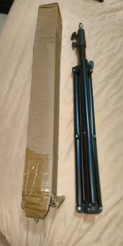 Metal Aluminum Alloy Portable Photography Tripod Light Stand photo review