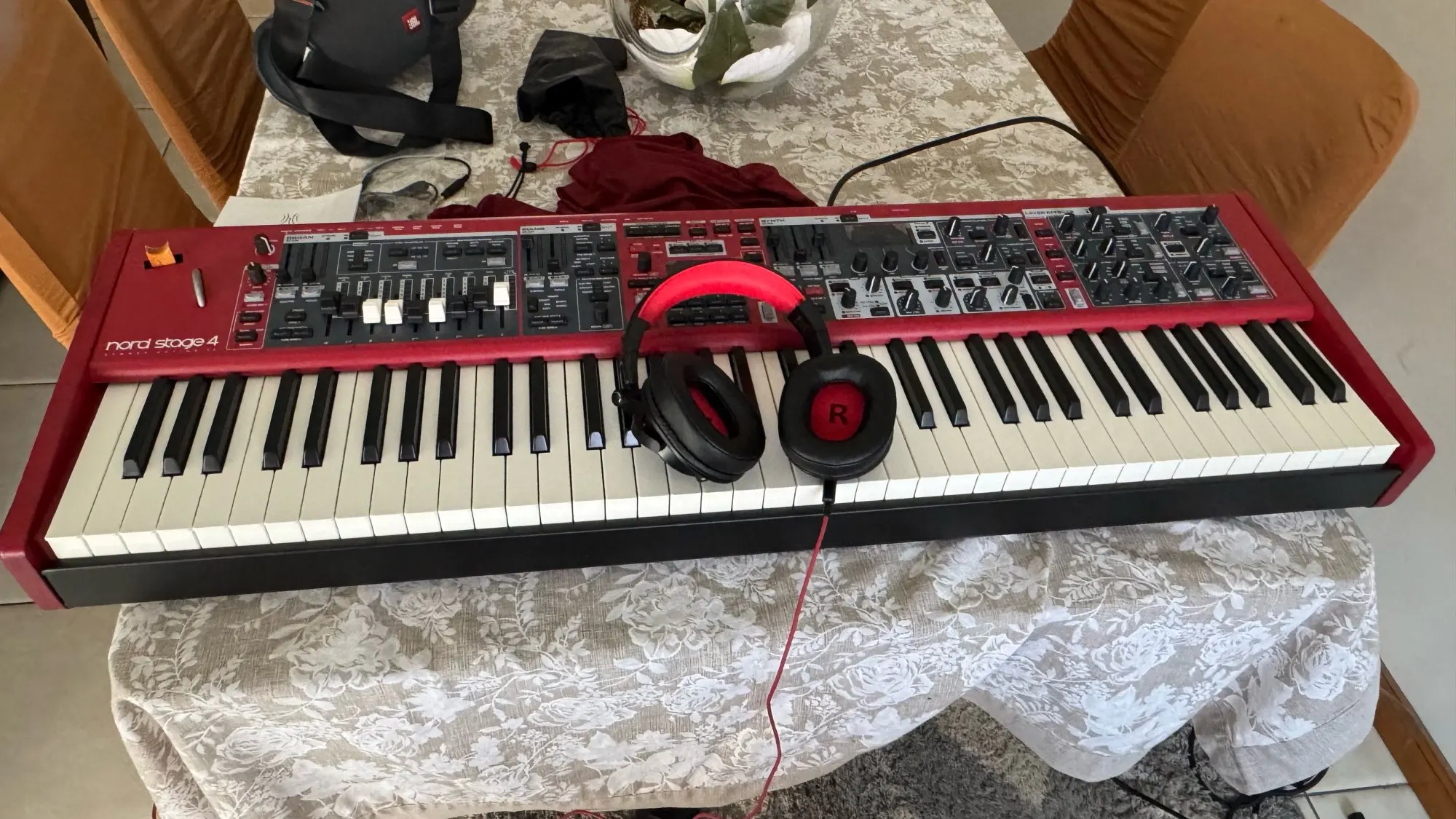 Oneodio A71 Wired Over Ear Headphone With Mic photo review