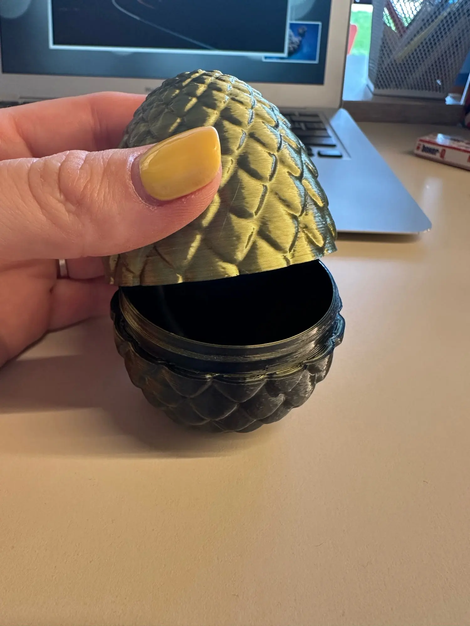 3D Printed Snake with Egg Joint Mobility Simulate photo review