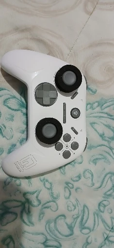 MACHENIKE G1 Wireless Gaming Controller with 1K Polling photo review