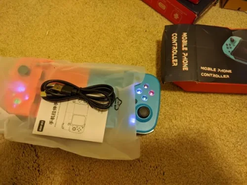 Stretchable Wireless Bluetooth D3 Gamepad For Mobile Phone photo review