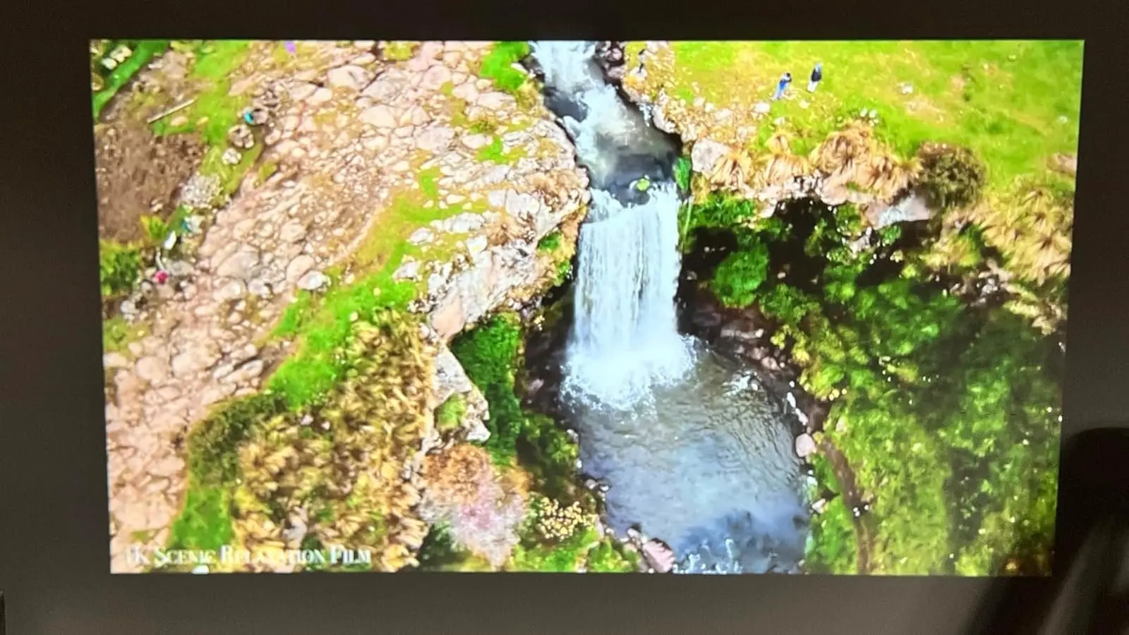 HUAWEISHI 4K Projector Android Native Portable 1080P Auto photo review