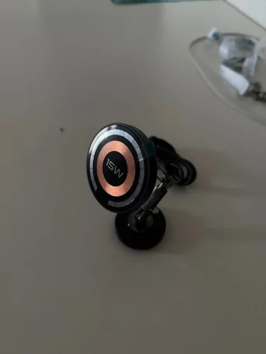Magnetic Car Wireless Charger Stand Magnet Car Mount photo review