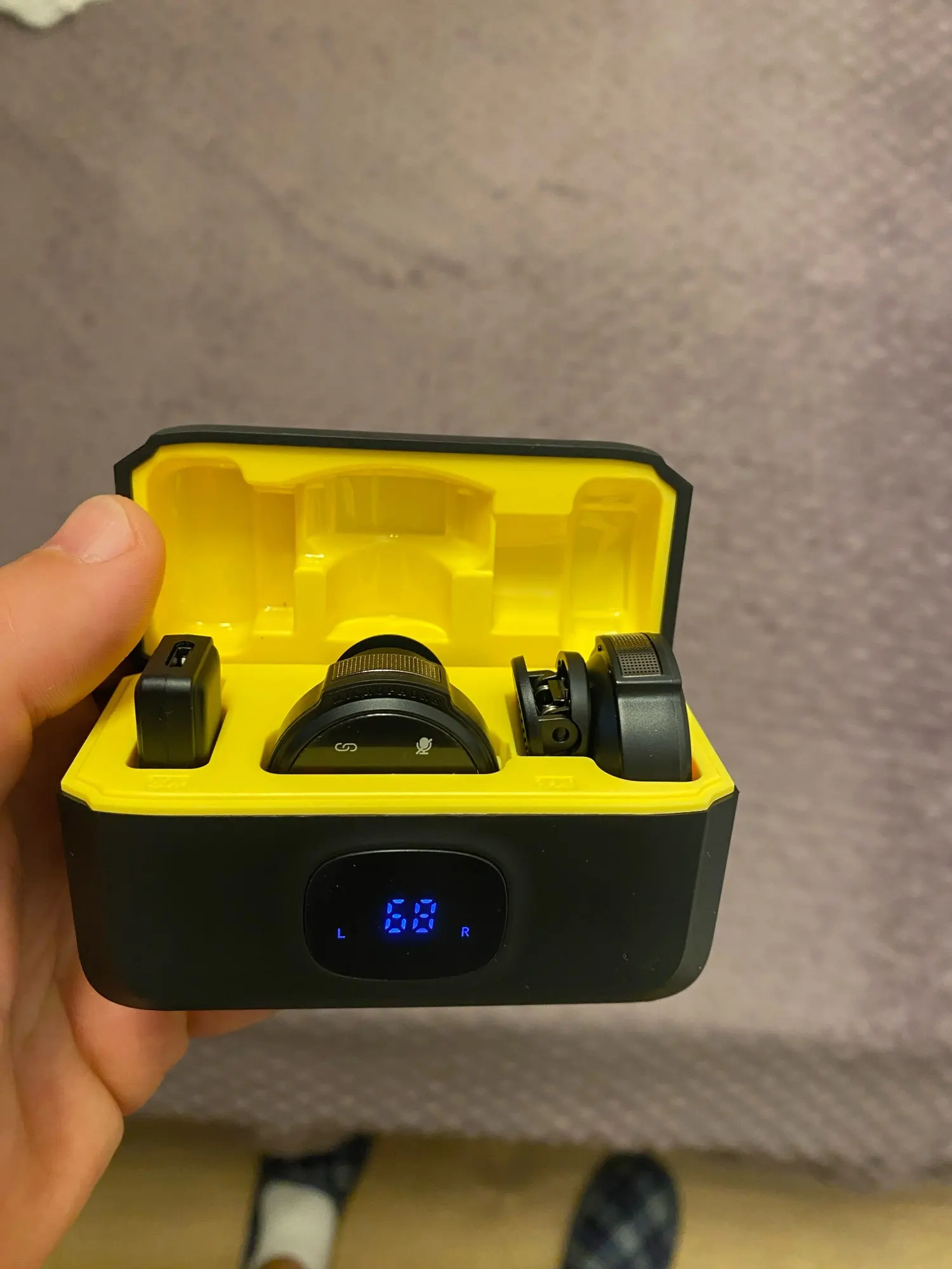 Wireless Lapel Microphone USB-C/iOS Interface Lavalier Mic Noise photo review