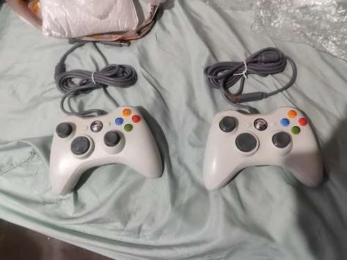 360 wired game controller supports Xbox 360 and photo review