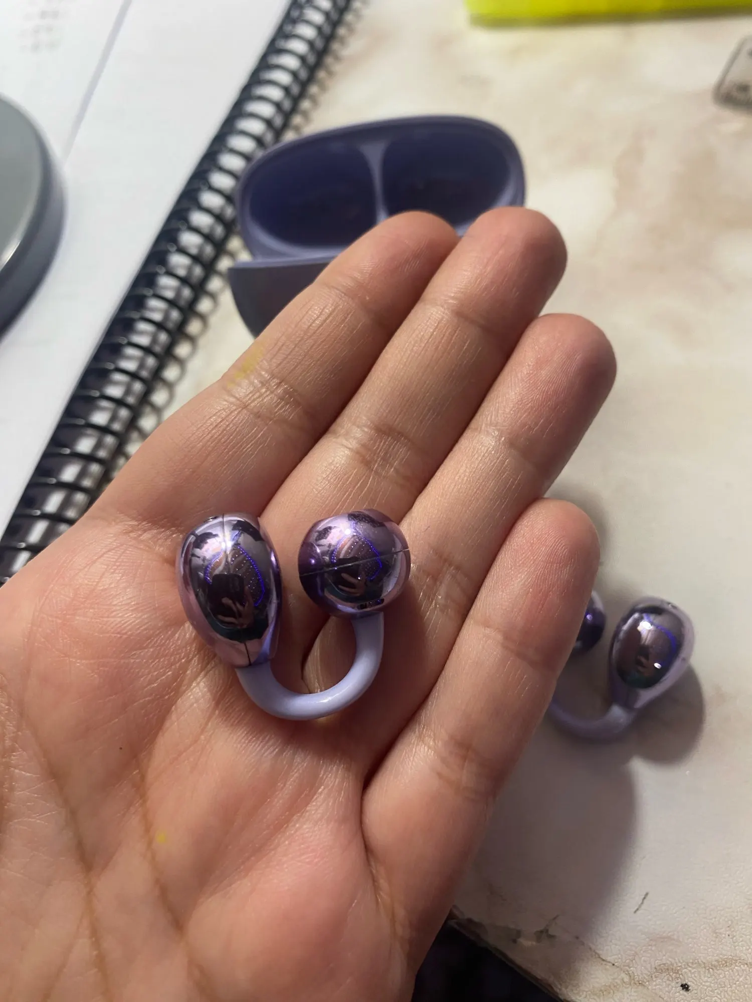 Lenovo TA410 Wireless Bluetooth 5.4 Earphones TWS Panoramic photo review