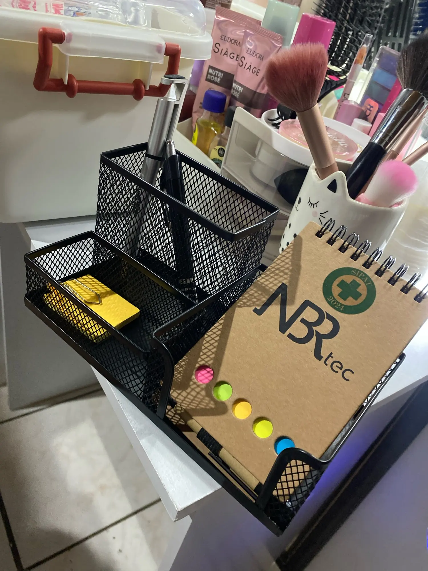 Desk Stationery Organizer Creative Metal Pen Holder Pencil photo review