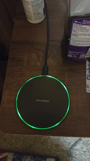 30W Wireless Charger For iPhone 15 14 13 photo review