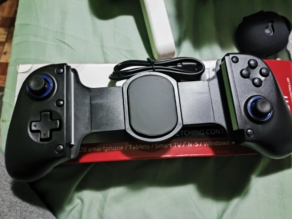 BSP-D11 Stretching Wireless Game Controller For SWITCH/Android/Apple IOS photo review