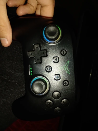Dinofire Wireless Bluetooth RGB Controller for Nintendo Switch/Switch photo review