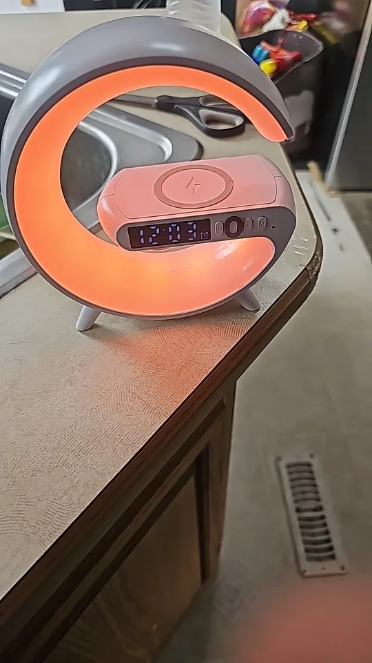 Wireless Charger Pad Stand Speaker TF Card RGB photo review