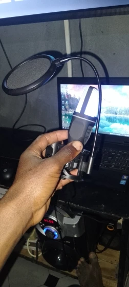 USB Microphone RGB Microfone Condensador noise reduction Wire photo review