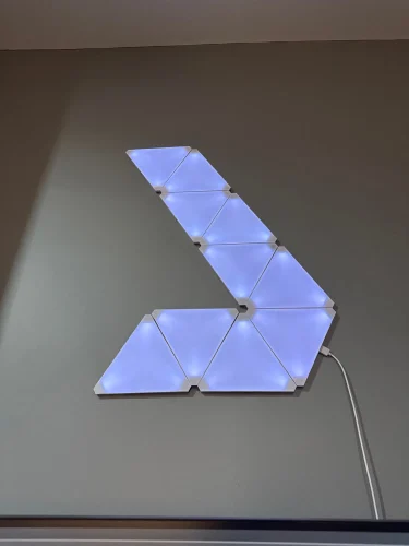 Super Thin LED Triangle Lamps Indoor RGB Quantum photo review