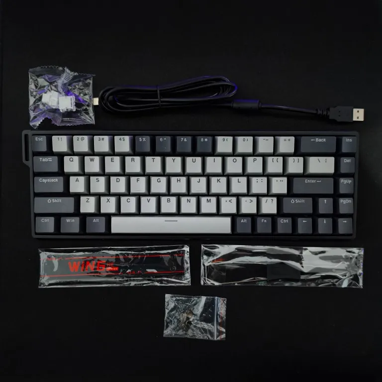 AULA WIN60 WIN68 HE MAX mechanical keyboard magnetic photo review
