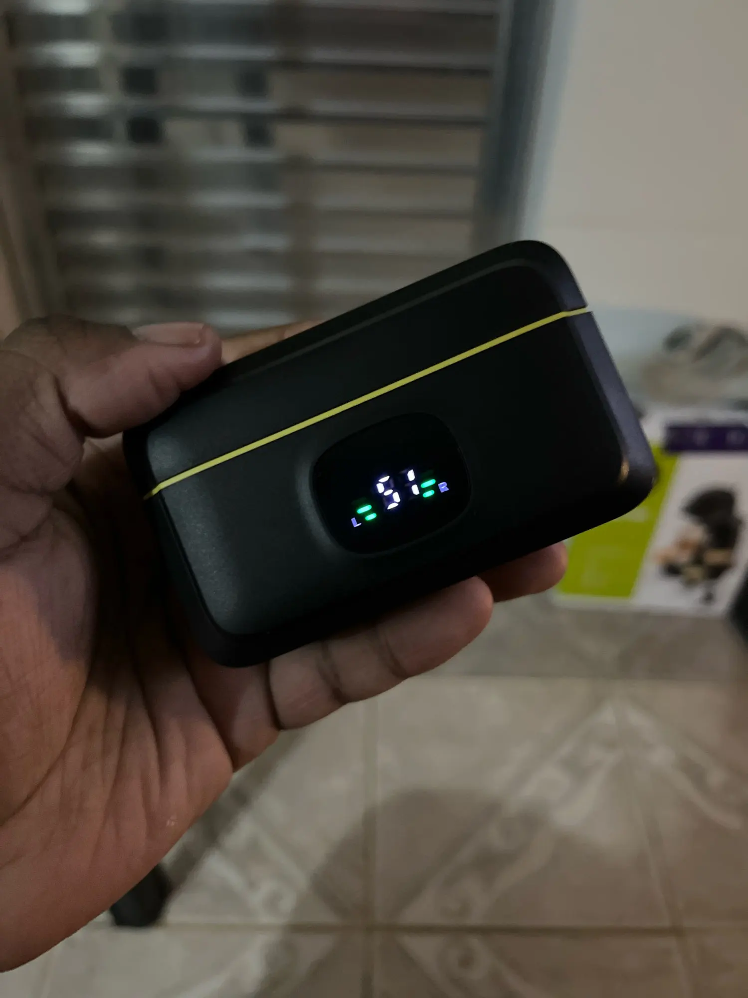 Wireless Lapel Microphone USB-C/iOS Interface Lavalier Mic Noise photo review