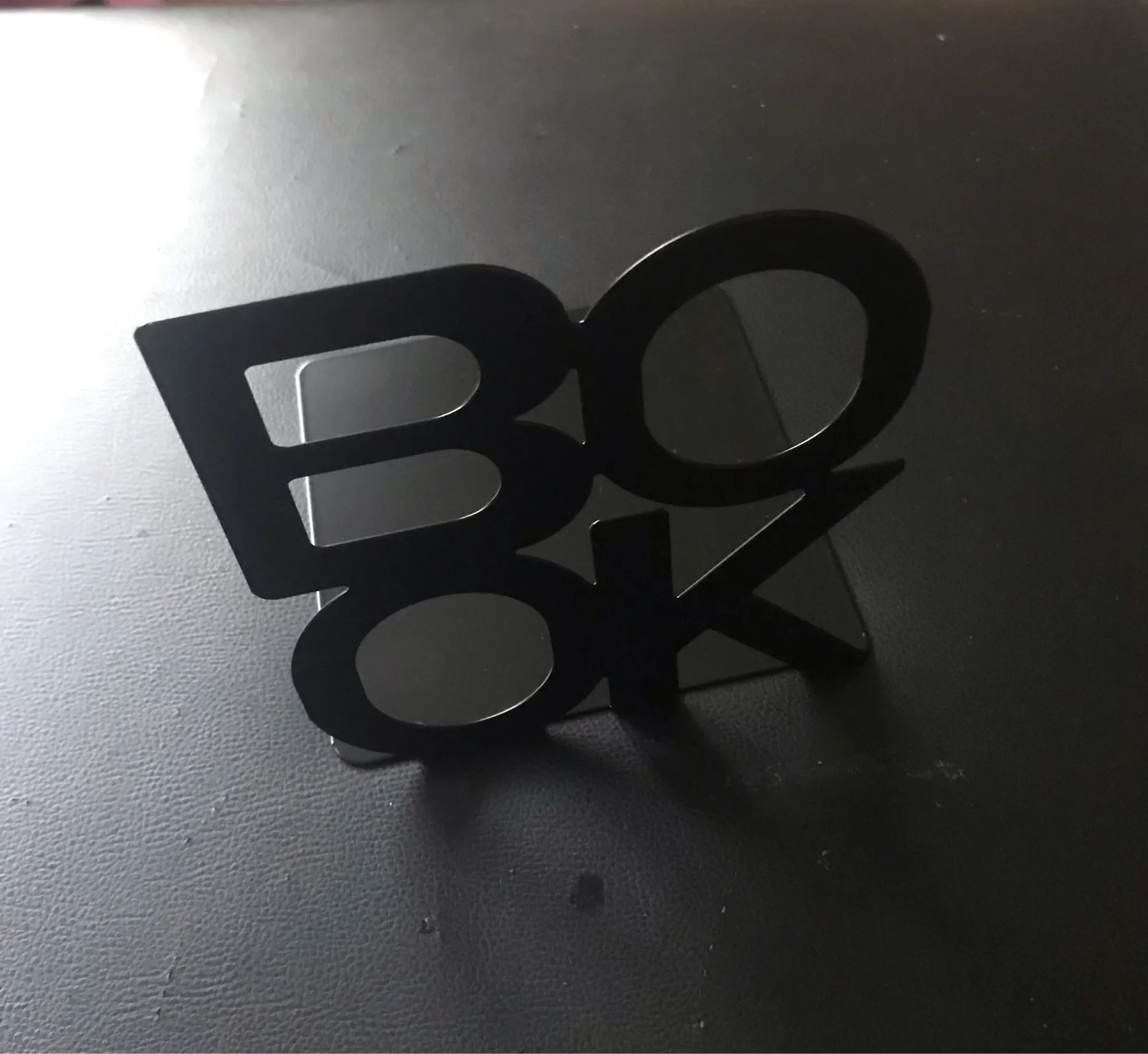 1pc Iron Bookends Book Stand Support for Home photo review