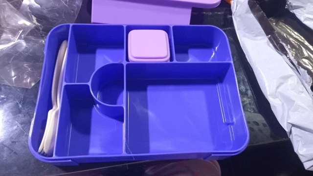 5-Compartment Plastic Storage Basket with Handle, Portable Office photo review