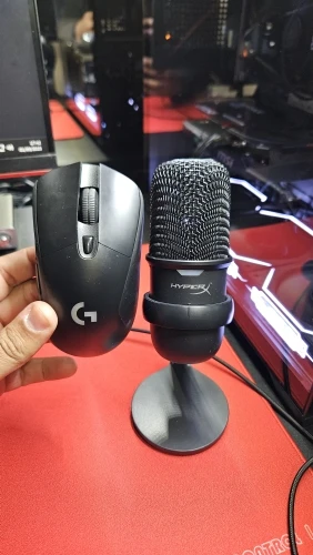HyperX SoloCast Gaming Microphone Pro Electronic Sports Tap-to-Mute photo review