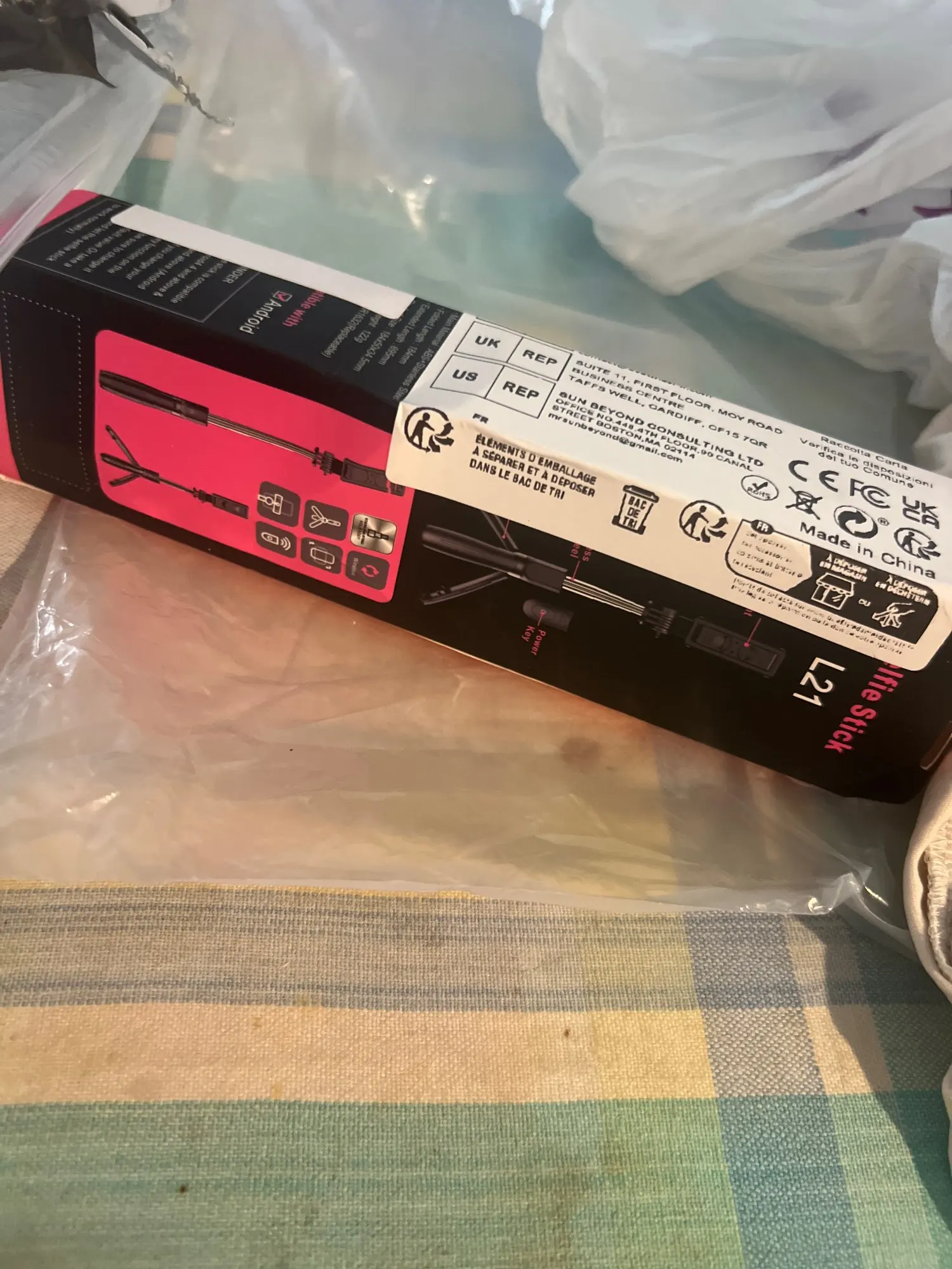 Selfie Stick Tripod for Cell Phone, Mobile Stand photo review