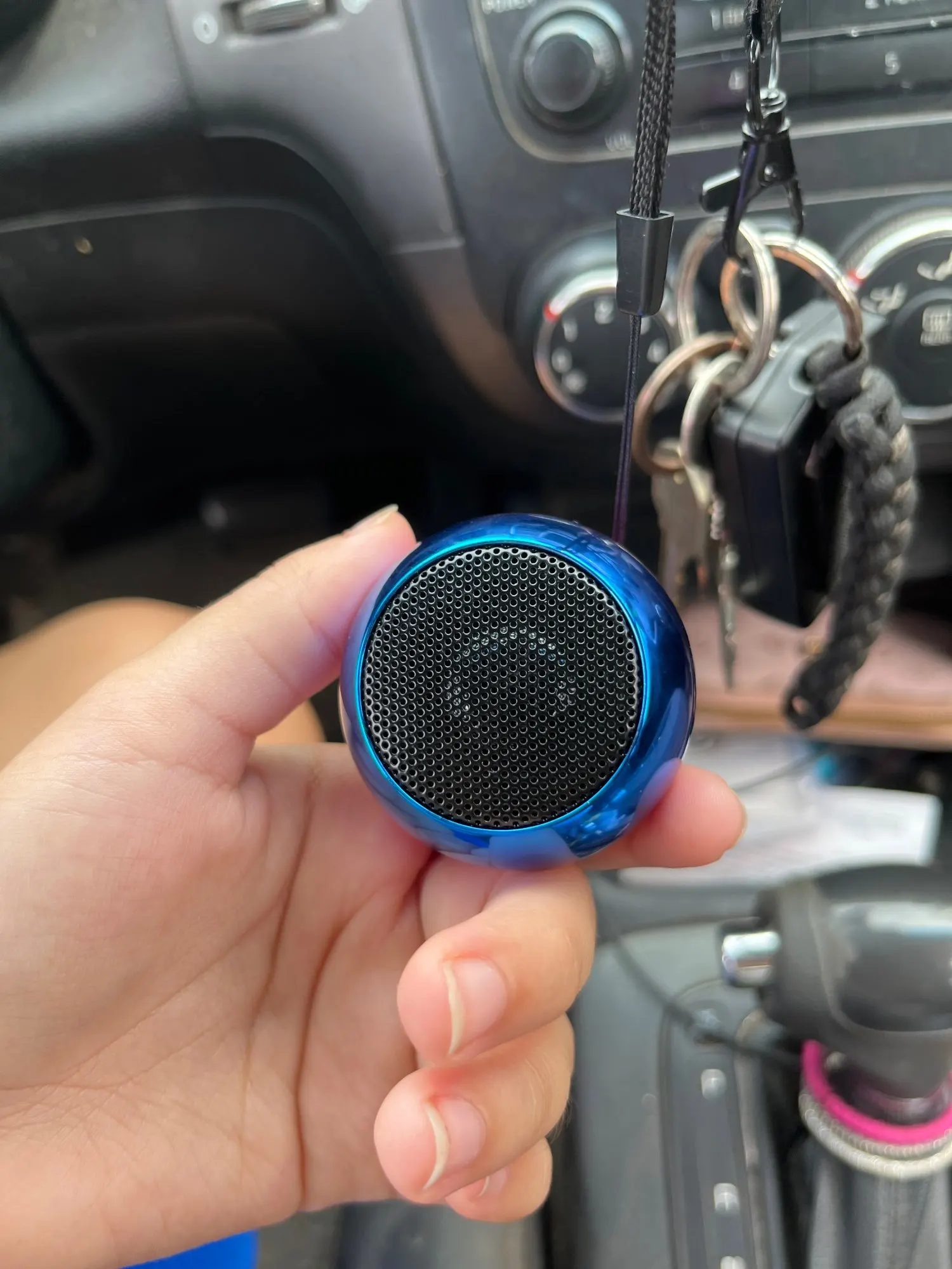 Wireless Bluetooth Speaker Portable Small Steel Gun Metal photo review