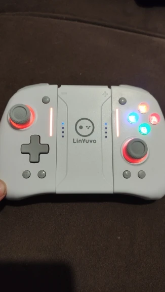 LinYuvo KS42 Meteor Light Wireless Joy-pad with 8 photo review