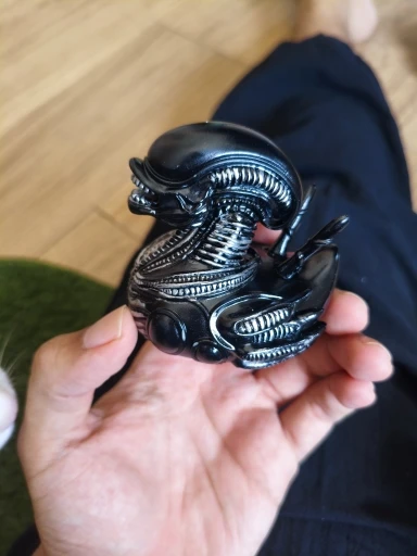 Alien Duck Resin Statue，Evil Alien Duck Ornament ，Resin photo review
