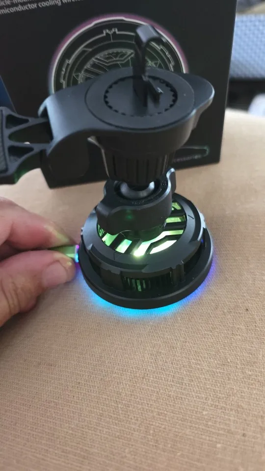 ice Cooling Magnetic Wireless Car Charger Stand for photo review