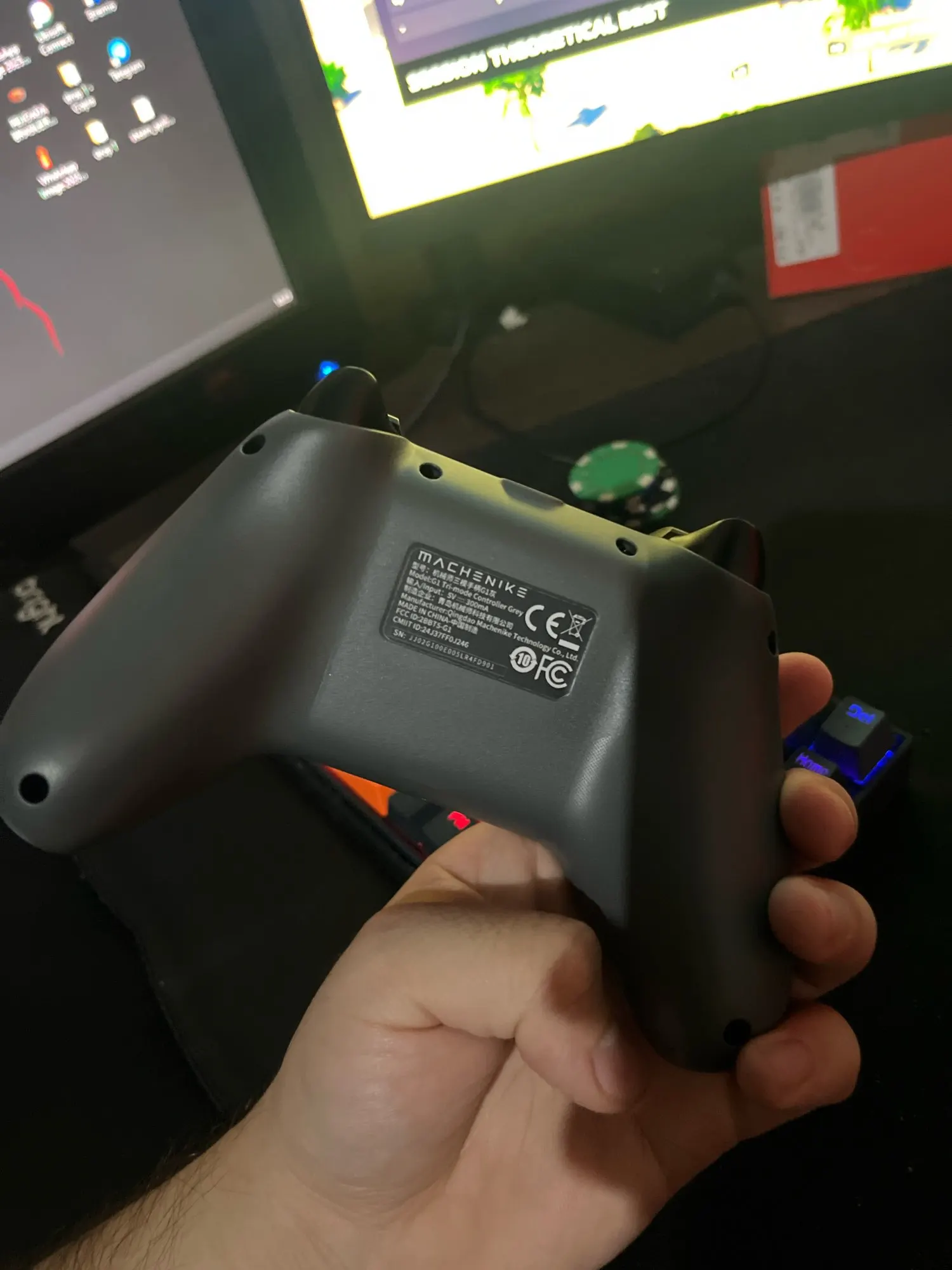 MACHENIKE G1 Wireless Gaming Controller with 1K Polling photo review