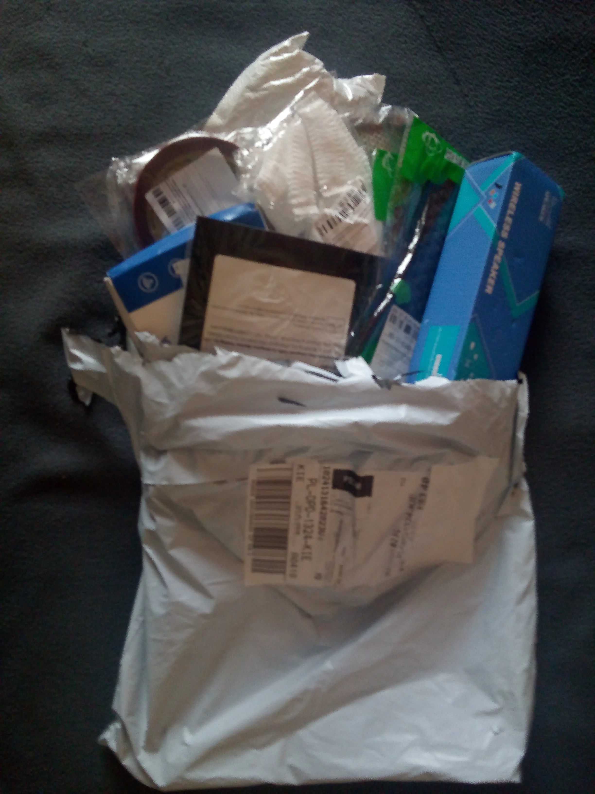 S18 Wireless Creative Bluetooth Smart Speaker Mobile Phone photo review