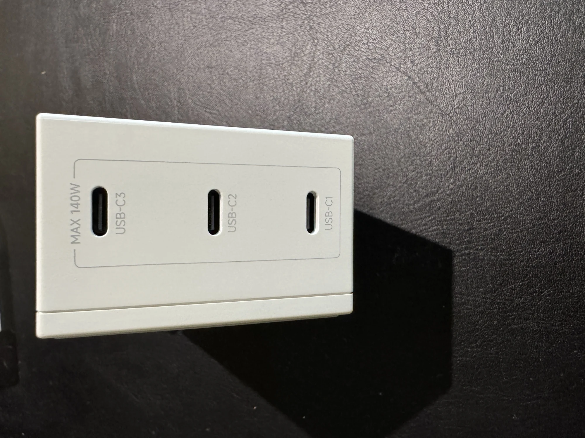 SHARGE 140W GaN Charger USB-C Charger QC4.0 PD3.1 photo review