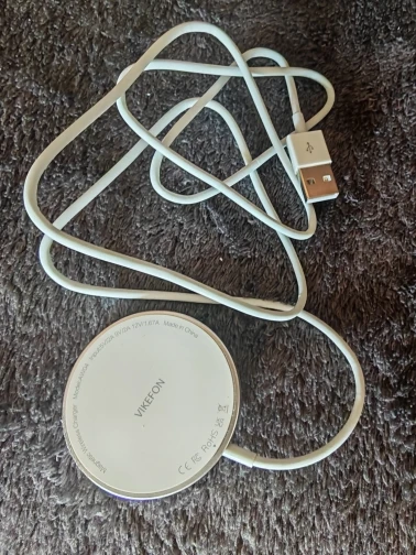 VIKEFON 30W Magnetic Wireless Charger PD Type C photo review