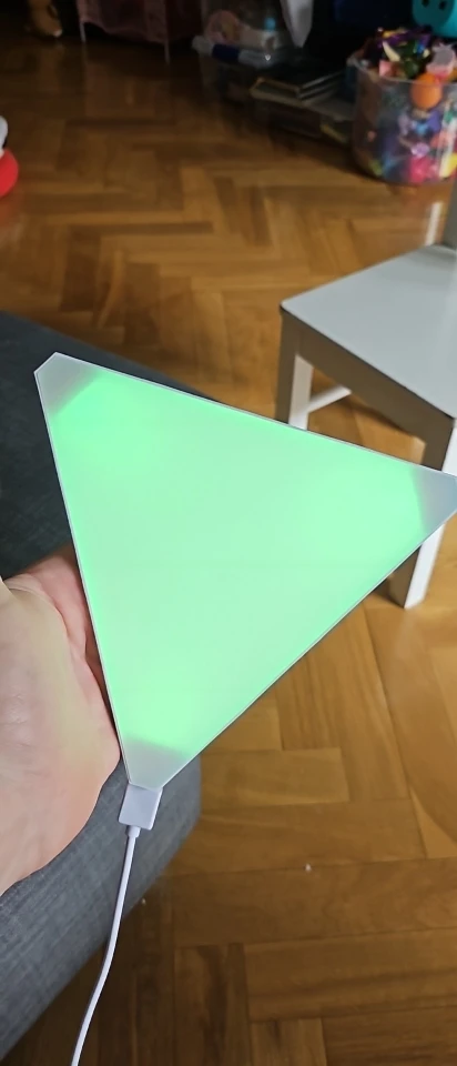 Super Thin LED Triangle Lamps Indoor RGB Quantum photo review