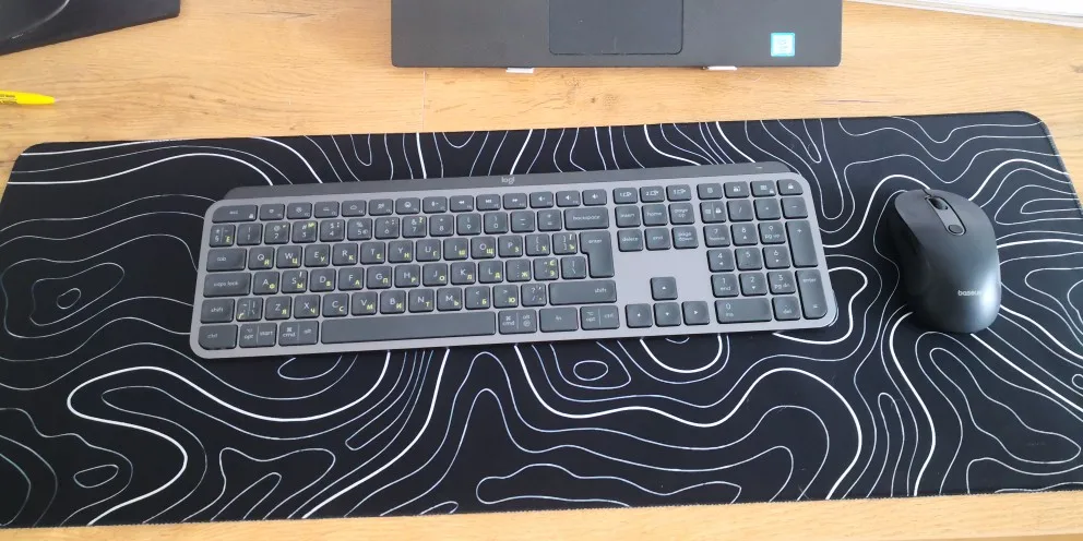 Large Extended Gaming Mouse Pad with Non-Slip Rubber photo review