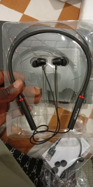 100% Original Lenovo HE05X Bluetooth 5.0 Earphones Waterproof photo review