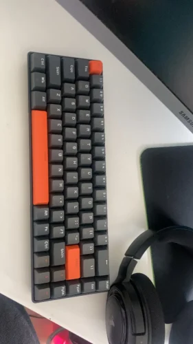 60% Wireless Mechanical Keyboard Bluetooth Dual Mode Hot-Swap photo review