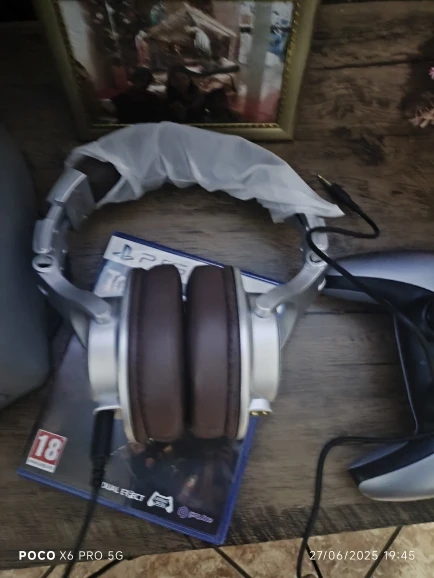 Oneodio A71 Wired Over Ear Headphone With Mic photo review