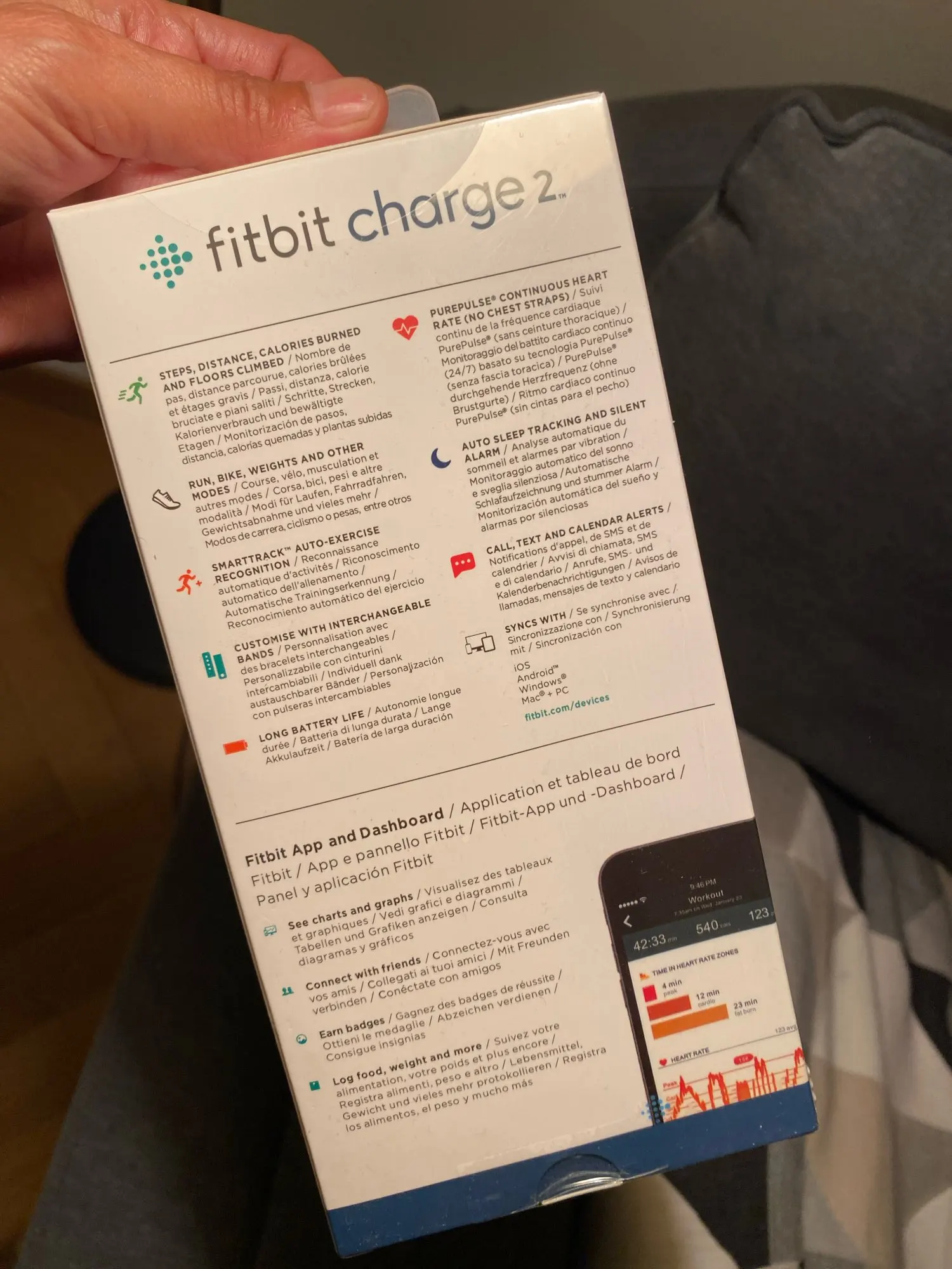 Fitbit Charge 2 smart wristband heart rate monitoring photo review
