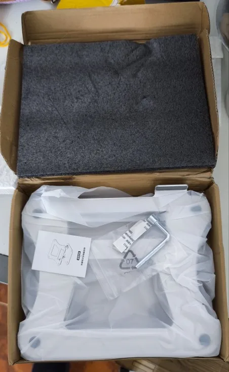 PANTXIKE Laptop Stand Foldable Aluminum Alloy Portable Notebook photo review