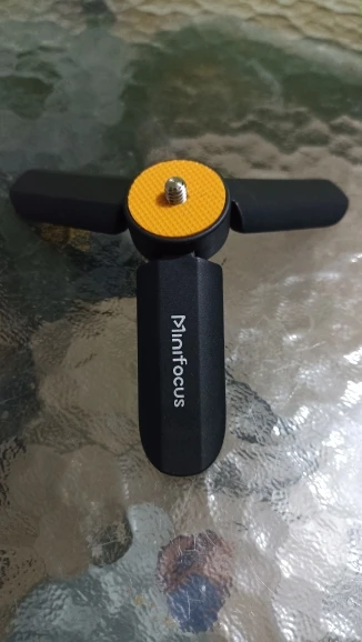 Portable Mini Table Tripod Stand Desk Tripod with photo review