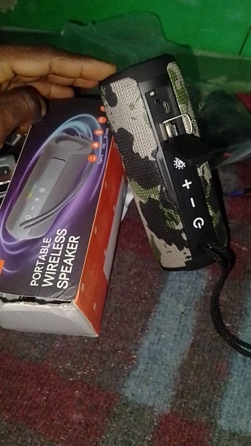 T&G TG365 Portable Bluetooth Speaker Dual Bass LED photo review