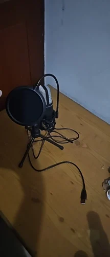 USB Microphone RGB Microfone Condensador Wire Gaming Mic photo review