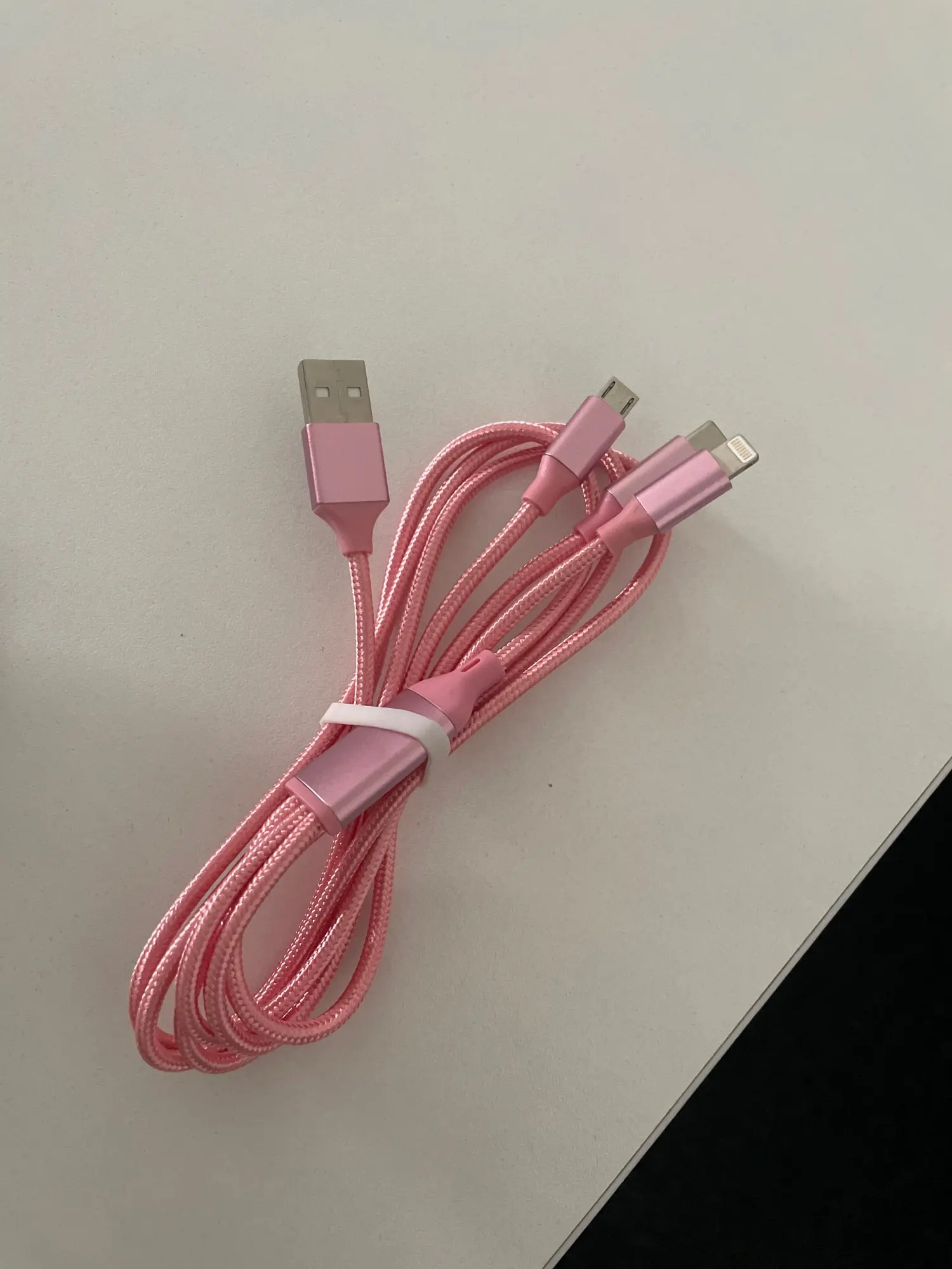 1.2m/4ft Nylon Braided 【MFi Certified】3 in 1 USB photo review