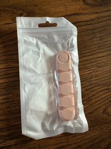 MOHAMM 1 Piece Cute Cable Organizers Holder Clips photo review