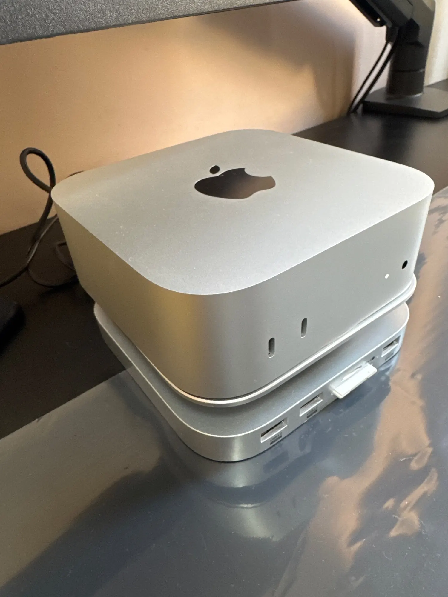 Hagibis USB C Hub with M.2 SSD Enclosure photo review