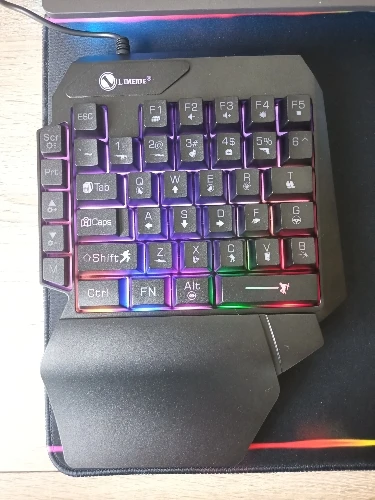 35keys One Handedly Single Hand Mini Gaming Keyboard photo review