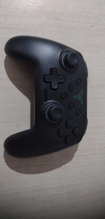 Dinofire Wireless Bluetooth RGB Controller for Nintendo Switch/Switch photo review