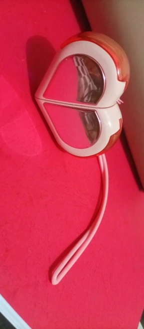 Heart-shaped Rotatable Wireless Bluetooth Earphones Stereo Sound Headphones photo review