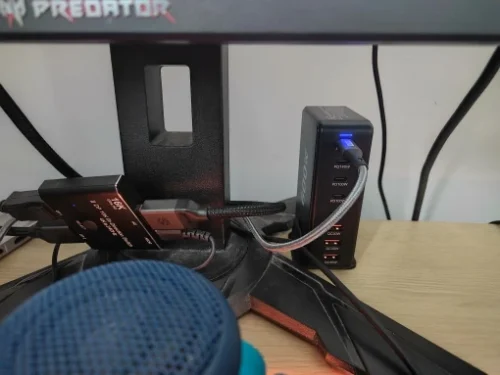 2025 New 600W GaN Fast Charger Type C photo review