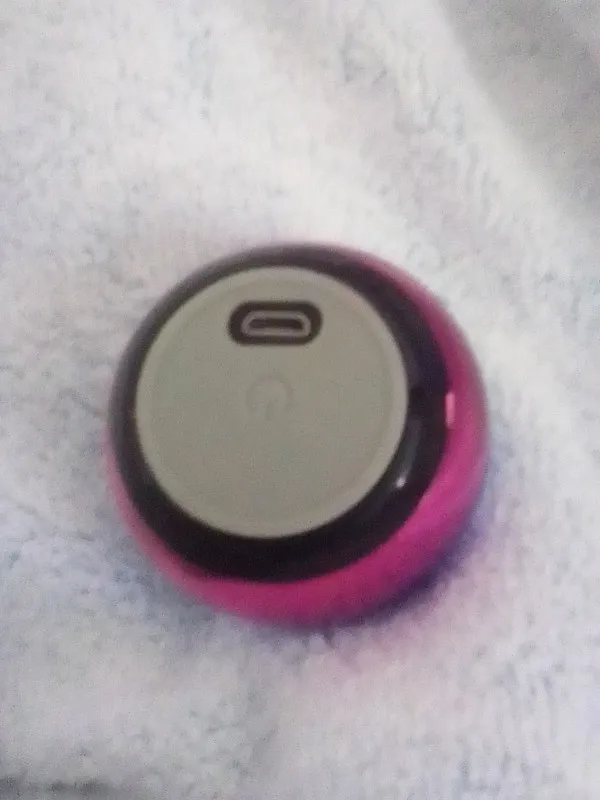 Wireless Bluetooth Speaker Portable Small Steel Gun Metal photo review