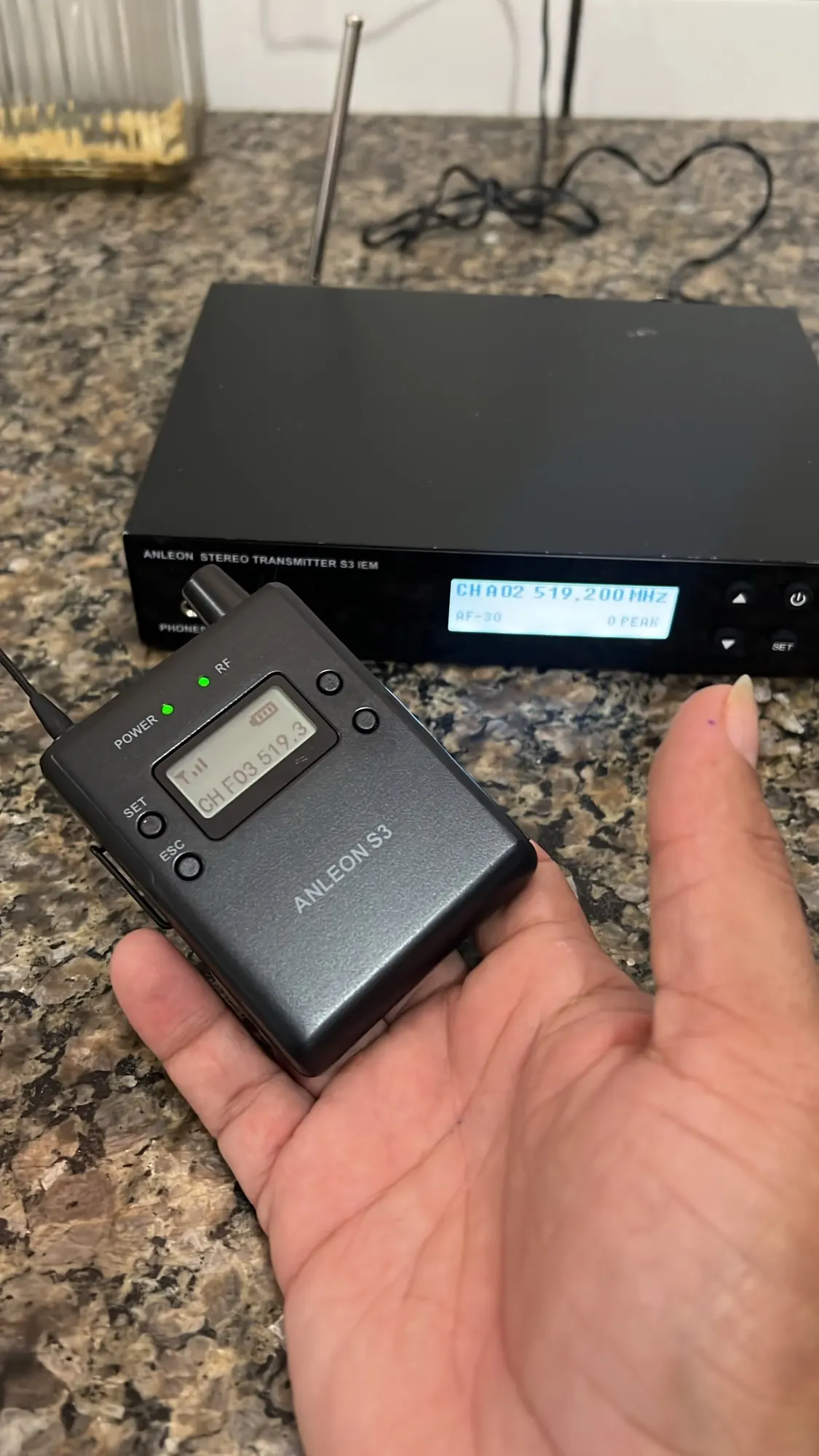 Professional UHF Wireless Lavalier Microphone with Audio Monitor photo review